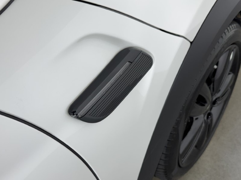 2023 (73) MINI HATCHBACK 1.5 Cooper Sport Premium 5dr Auto 5201786