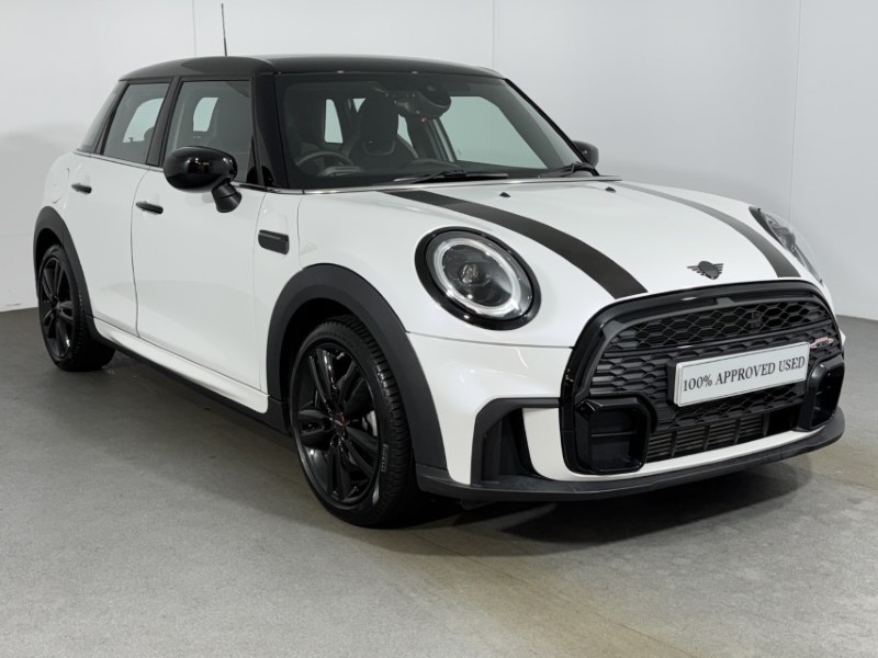 2023 (73) MINI HATCHBACK 1.5 Cooper Sport Premium 5dr Auto