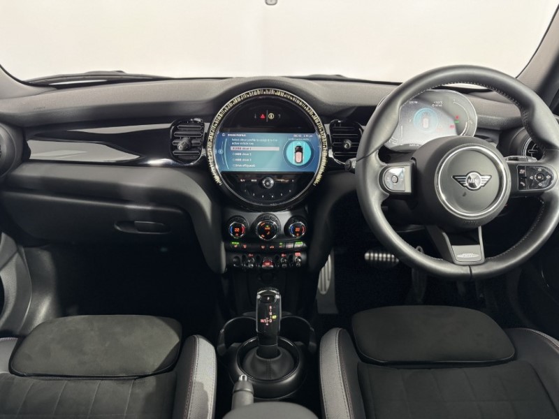 2023 (73) MINI HATCHBACK 1.5 Cooper Sport Premium 5dr Auto 5201807