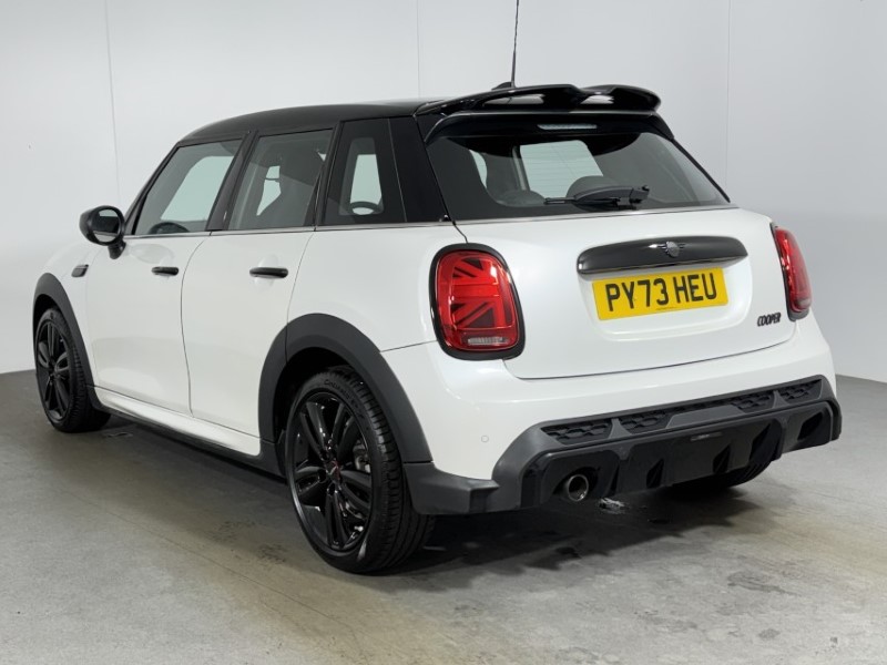 2023 (73) MINI HATCHBACK 1.5 Cooper Sport Premium 5dr Auto 5201835