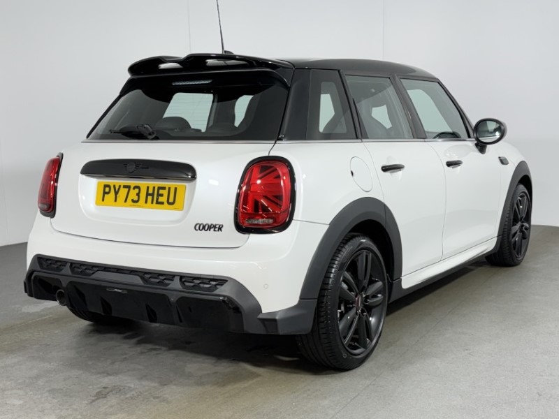 2023 (73) MINI HATCHBACK 1.5 Cooper Sport Premium 5dr Auto 5201837