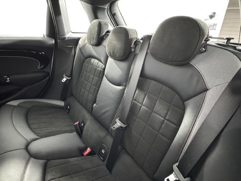 2023 (73) MINI HATCHBACK 1.5 Cooper Sport Premium 5dr Auto 5201804