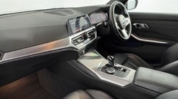 2021 (71) BMW 3 SERIES 318i M Sport 4dr Step Auto 5157025
