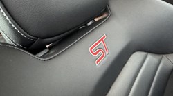 2019 (69) FORD FOCUS 2.0 EcoBlue 190 ST 5dr 5144137