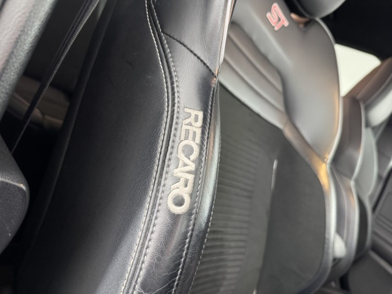 2019 (69) FORD FOCUS 2.0 EcoBlue 190 ST 5dr 5144136