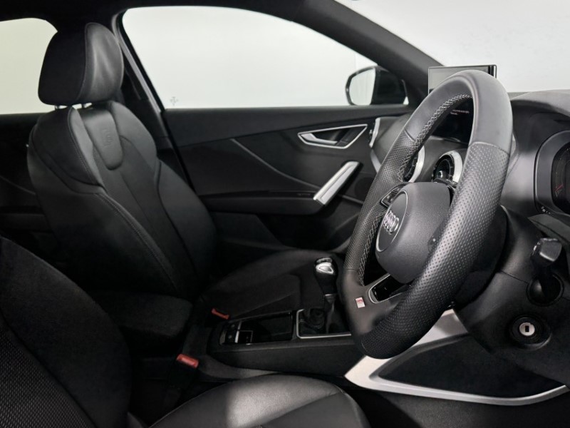 2024 (24) AUDI Q2 35 TFSI Black Edition 5dr 5151925