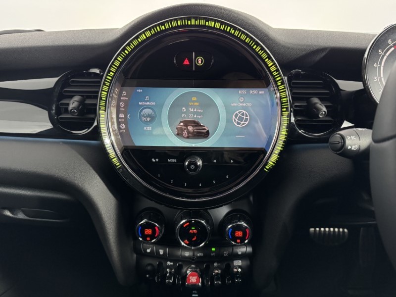 2024 (24) MINI HATCHBACK 1.5 Cooper Sport Premium 5dr Auto 5207593