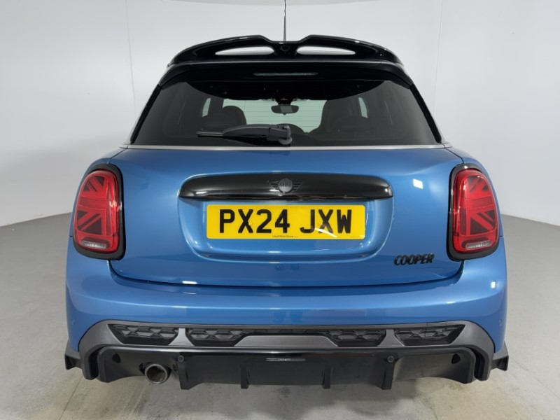 2024 (24) MINI HATCHBACK 1.5 Cooper Sport Premium 5dr Auto 5207640