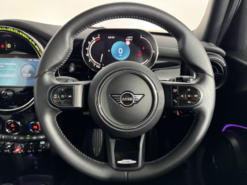 2024 (24) MINI HATCHBACK 1.5 Cooper Sport Premium 5dr Auto 5207587