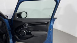 2024 (24) MINI HATCHBACK 1.5 Cooper Sport Premium 5dr Auto 5207613