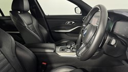 2019 (19) BMW 3 SERIES 320i M Sport 4dr Step Auto 5240156