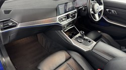 2019 (19) BMW 3 SERIES 320i M Sport 4dr Step Auto 5240200