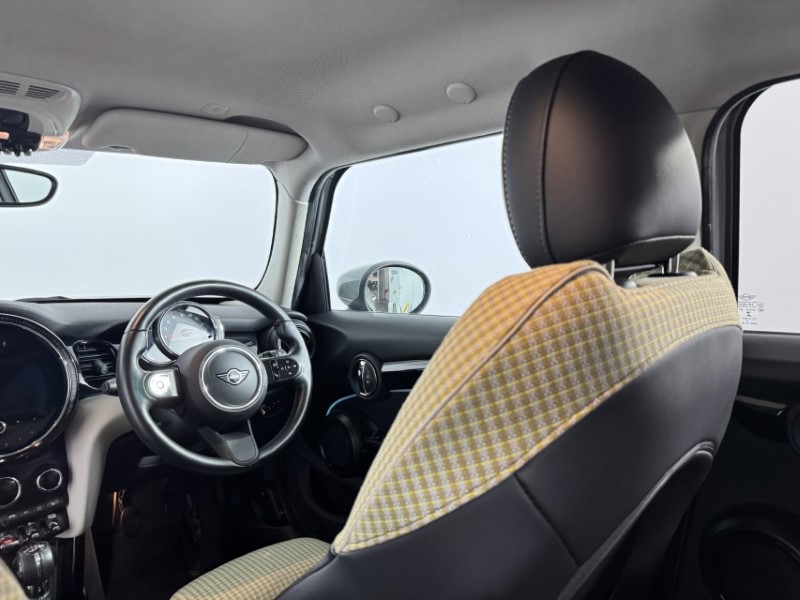 2021 (71) MINI HATCHBACK 1.5 One Classic 5dr 5254518