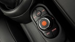 2021 (71) MINI HATCHBACK 1.5 One Classic 5dr 5254412