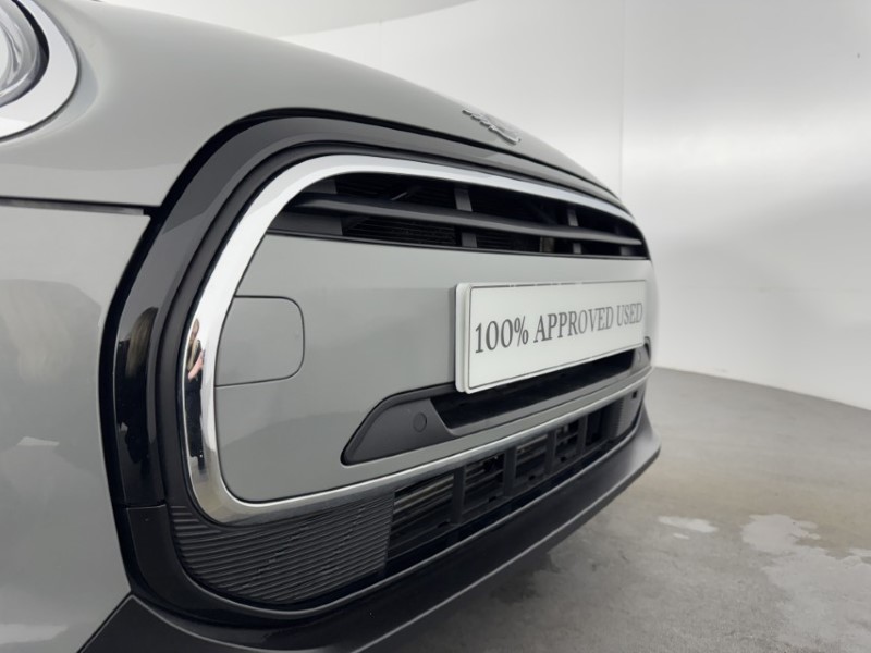 2021 (71) MINI HATCHBACK 1.5 One Classic 5dr 5254444