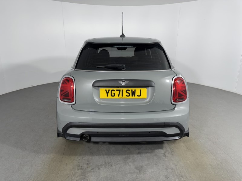 2021 (71) MINI HATCHBACK 1.5 One Classic 5dr 5254471