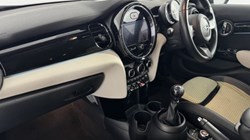 2021 (71) MINI HATCHBACK 1.5 One Classic 5dr 5254501