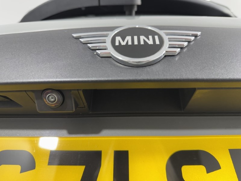 2021 (71) MINI HATCHBACK 1.5 One Classic 5dr 5254464