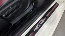 2017 (17) MINI HATCHBACK 2.0 John Cooper Works 3dr Auto 5274409