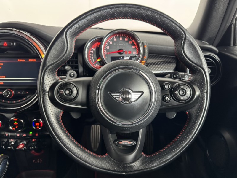 2017 (17) MINI HATCHBACK 2.0 John Cooper Works 3dr Auto 5274393