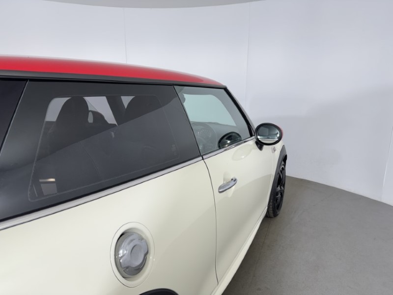 2017 (17) MINI HATCHBACK 2.0 John Cooper Works 3dr Auto 5274412