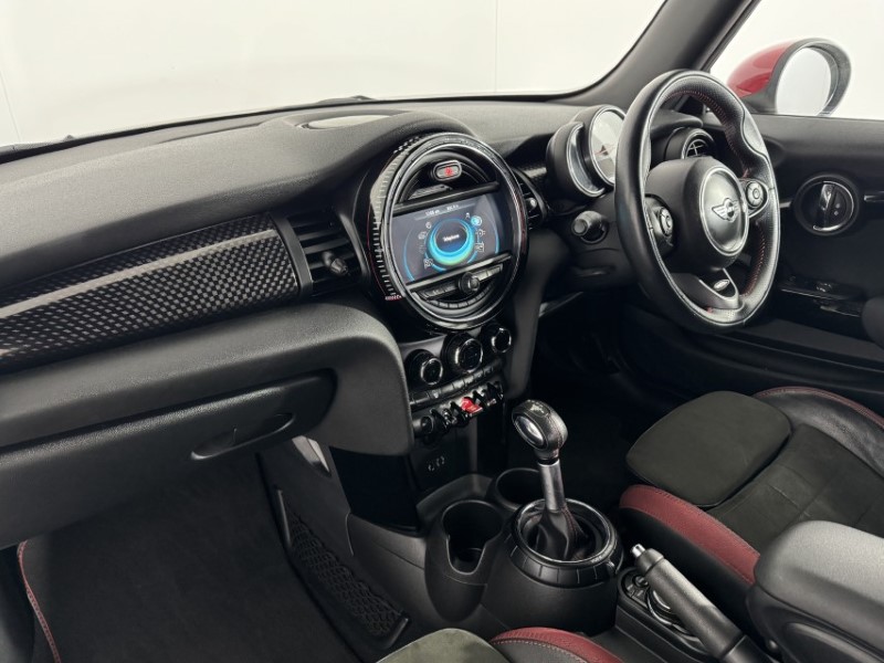 2017 (17) MINI HATCHBACK 2.0 John Cooper Works 3dr Auto 5274426