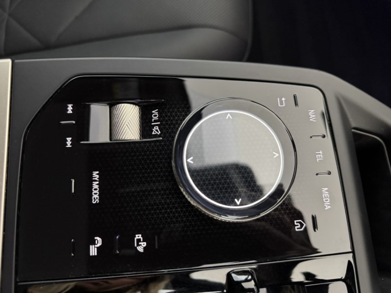 2022 (72) BMW iX 240kW xDrive40 M Sport Edition 76.6kWh 5dr Auto 5193752