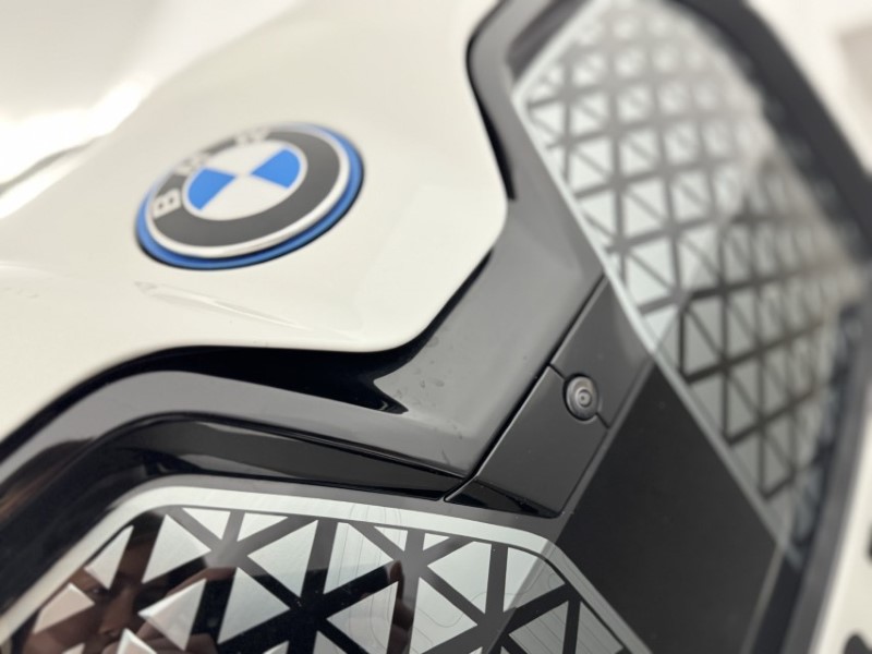 2022 (72) BMW iX 240kW xDrive40 M Sport Edition 76.6kWh 5dr Auto 5193769