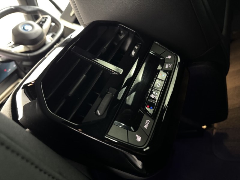 2022 (72) BMW iX 240kW xDrive40 M Sport Edition 76.6kWh 5dr Auto 5193792