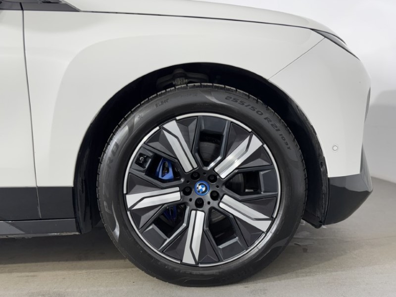 2022 (72) BMW iX 240kW xDrive40 M Sport Edition 76.6kWh 5dr Auto 5193765