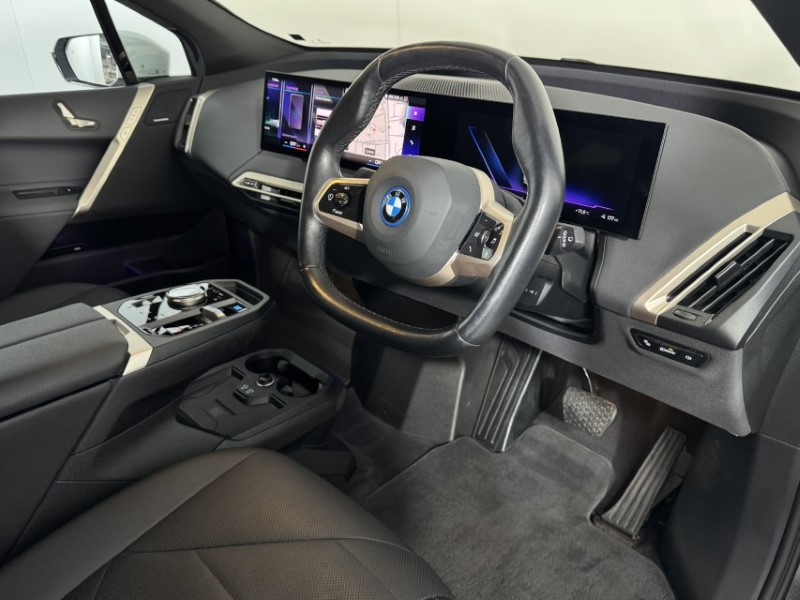 2022 (72) BMW iX 240kW xDrive40 M Sport Edition 76.6kWh 5dr Auto 5193758