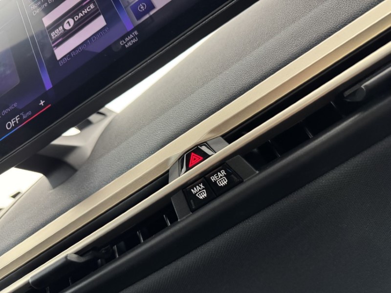 2022 (72) BMW iX 240kW xDrive40 M Sport Edition 76.6kWh 5dr Auto 5193750