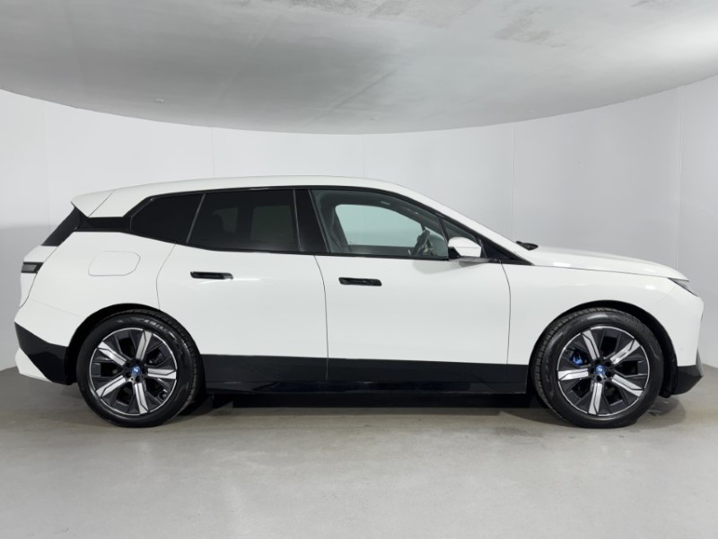 2022 (72) BMW iX 240kW xDrive40 M Sport Edition 76.6kWh 5dr Auto 5193823