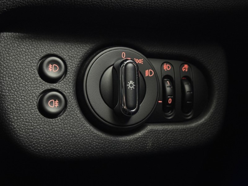 2020 (20) MINI CLUBMAN 1.5 Cooper Sport 6dr 5298064