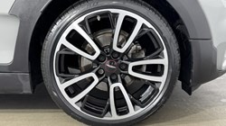 2020 (20) MINI CLUBMAN 1.5 Cooper Sport 6dr 5298081