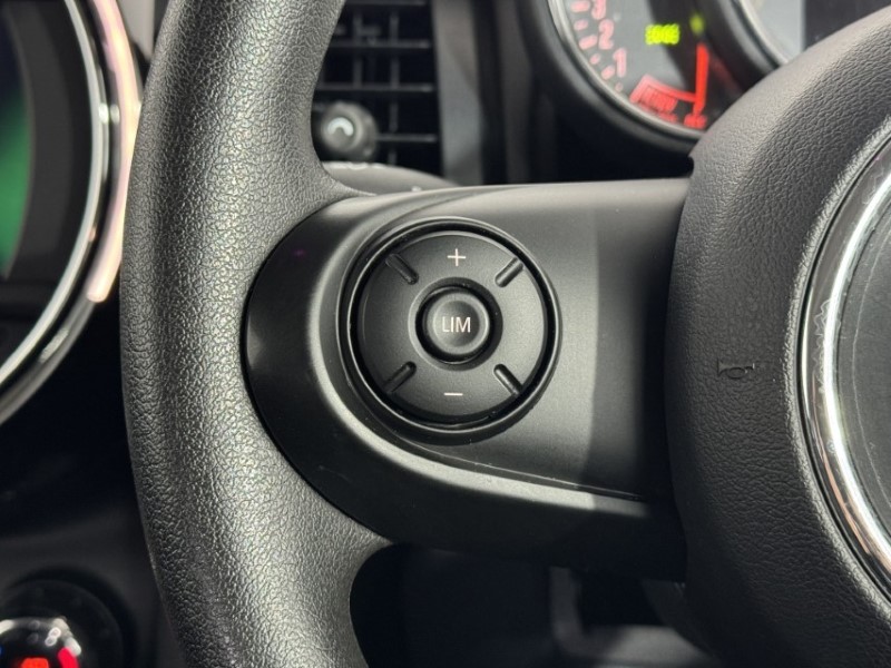 2020 (70) MINI HATCHBACK 1.5 One Classic II 3dr 5287079