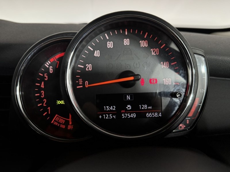 2020 (70) MINI HATCHBACK 1.5 One Classic II 3dr 5287075