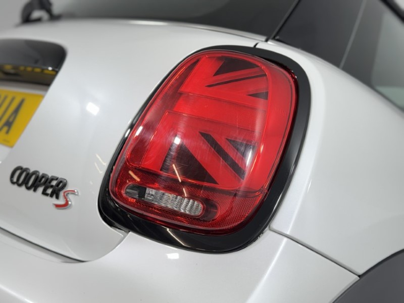 2023 (23) MINI HATCHBACK 2.0 Cooper S Sport Premium Plus 5dr Auto 5244530
