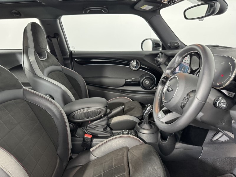 2023 (23) MINI HATCHBACK 2.0 Cooper S Sport Premium Plus 5dr Auto 5244516
