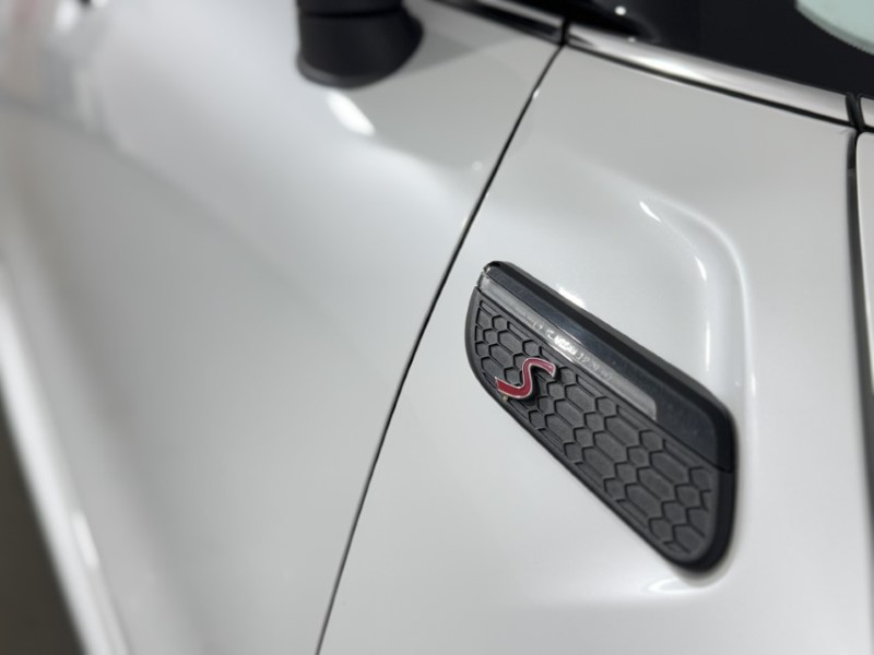 2023 (23) MINI HATCHBACK 2.0 Cooper S Sport Premium Plus 5dr Auto 5244525