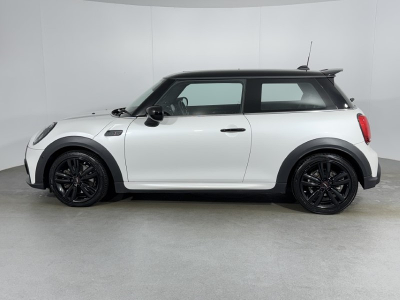 2023 (23) MINI HATCHBACK 2.0 Cooper S Sport Premium Plus 5dr Auto 5244588