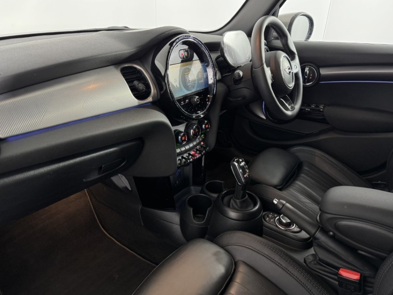 2023 (23) MINI HATCHBACK 1.5 Cooper Exclusive 5dr 5202925