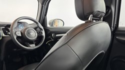 2023 (23) MINI HATCHBACK 1.5 Cooper Exclusive 5dr 5202923