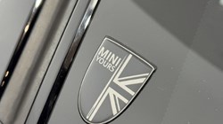 2023 (23) MINI HATCHBACK 1.5 Cooper Exclusive 5dr 5202915