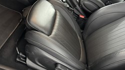2023 (23) MINI HATCHBACK 1.5 Cooper Exclusive 5dr 5202931