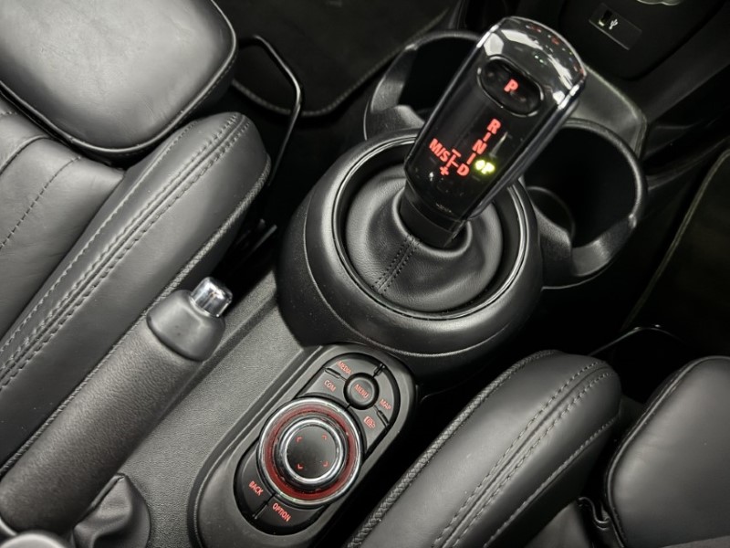 2023 (23) MINI HATCHBACK 1.5 Cooper Exclusive 5dr 5202877