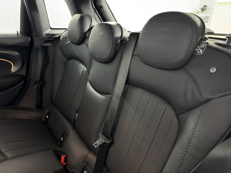 2023 (23) MINI HATCHBACK 1.5 Cooper Exclusive 5dr 5202918