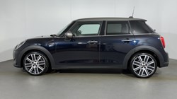 2023 (23) MINI HATCHBACK 1.5 Cooper Exclusive 5dr 5202947