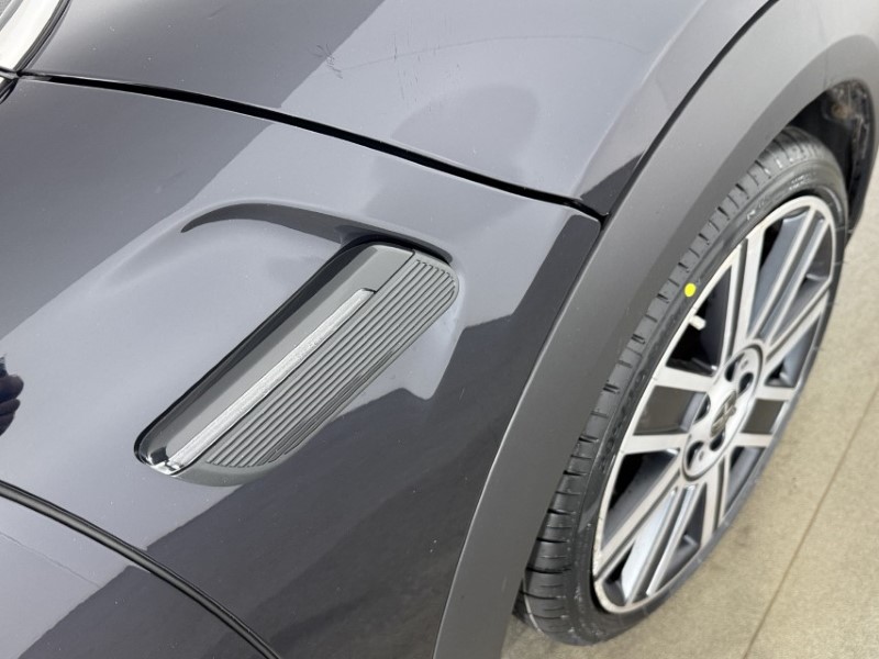 2023 (23) MINI HATCHBACK 1.5 Cooper Exclusive 5dr 5202894