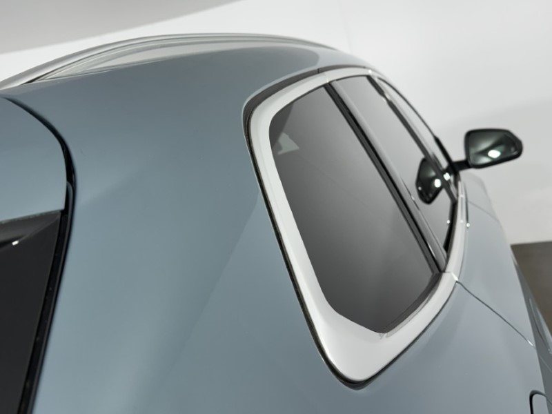 2023 (23) BMW X1 sDrive 20i MHT xLine 5dr Step Auto 5323500